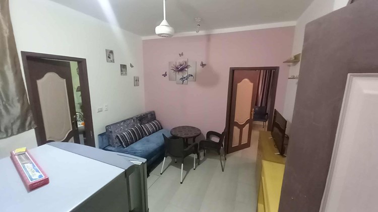 Inexpensive property in Hurghada. Furnished flat in Madares Street. Walking distance to the sea