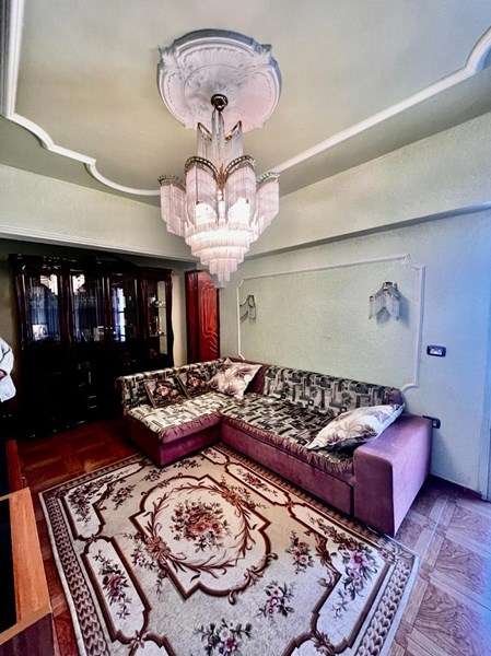 Möblierte 2BD-Wohnung in Hurghada im Herzen der Stadt zu verkaufen. Am Meer