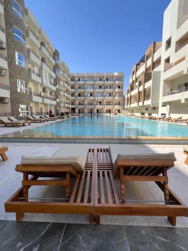 BUY A STUDIO IN AL HAMBRA FIRST AVENUE HURGHADA – PAY IN INSTALLMENTS, START TODAY! 