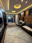 Modern eingerichtete und ausgestattete 3BD-Wohnung mit privatem Dach in Kawther. Privatstrand, wartu