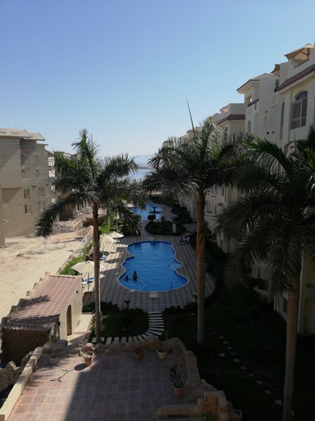 Wohnung in Andalusien Sahl Hasheesh. Möbliertes 1-Schlafzimmer-Apartment mit Meerblick, Privatstrand