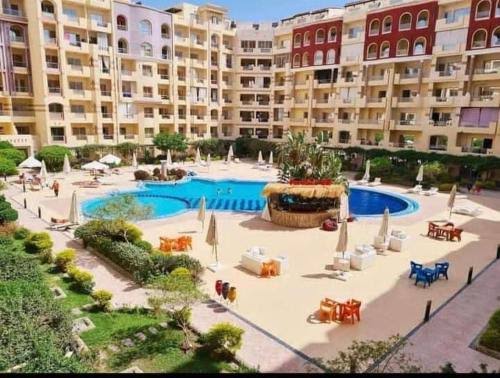 Florenza Khamsin Hurghada studio for sale. Furnished, no maintenance fees, pool, near the sea 