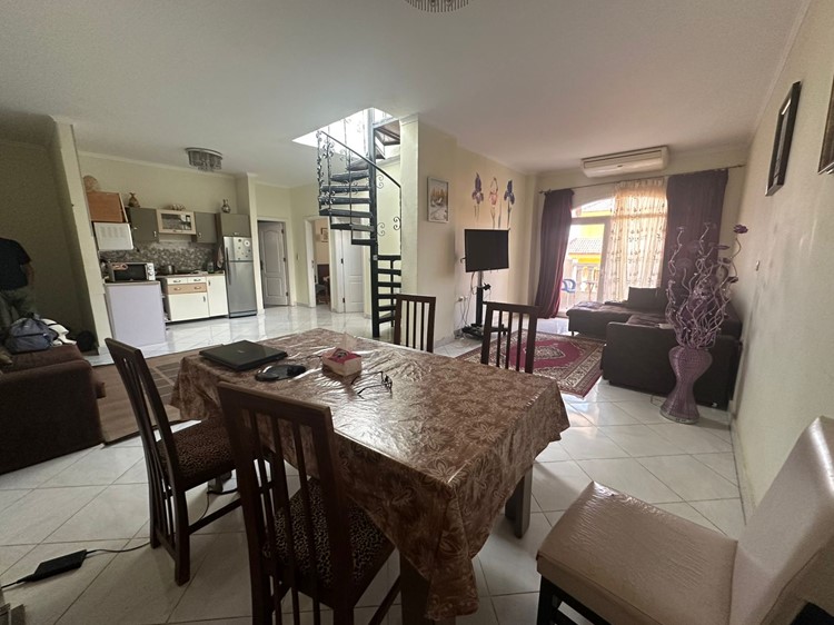 Möblierte 2BD Wohnung mit privatem geräumigen Dach im Solider Hurghada, Old Kawther Bezirk